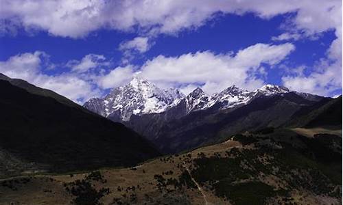 泸州到四姑娘山自驾游攻略,泸州到四姑娘山自驾游攻略路线