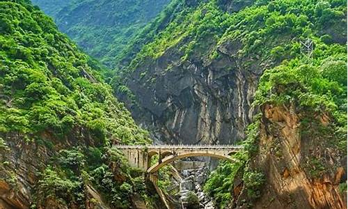 虎跳峡自驾游攻略,虎跳峡一日游玩攻略